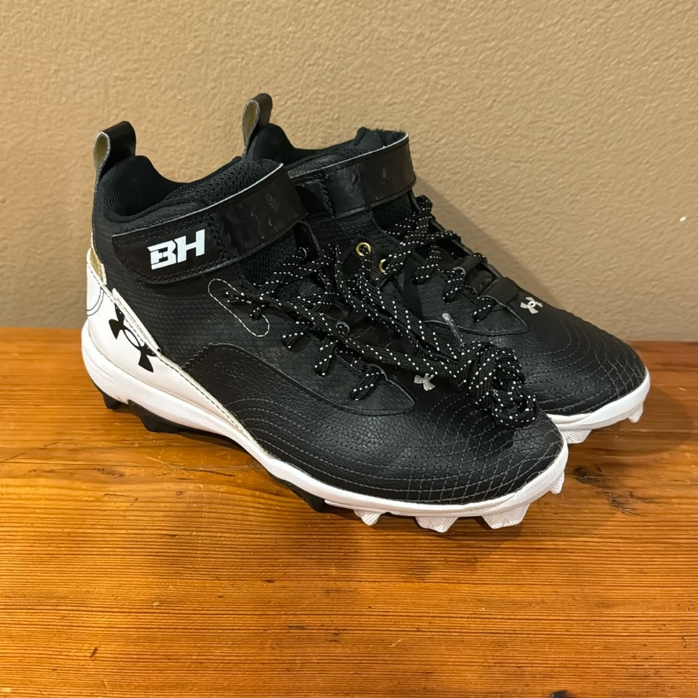 Youth Boy Big Boy Baseball ⚾️ or Football 🏈 Cleats